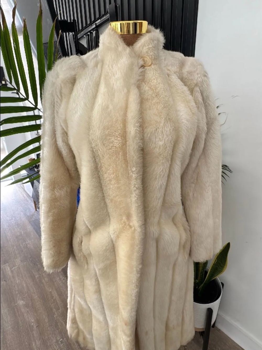 Luxury Vintage Cream Faux Fur Long Coat - Elegant Women's Outerwear